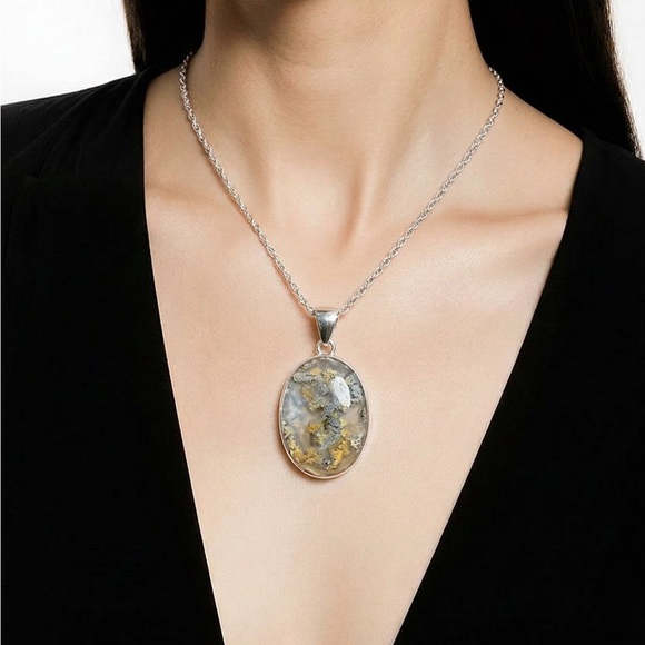 Graveyard Plume Agate - Picture 2 of 14